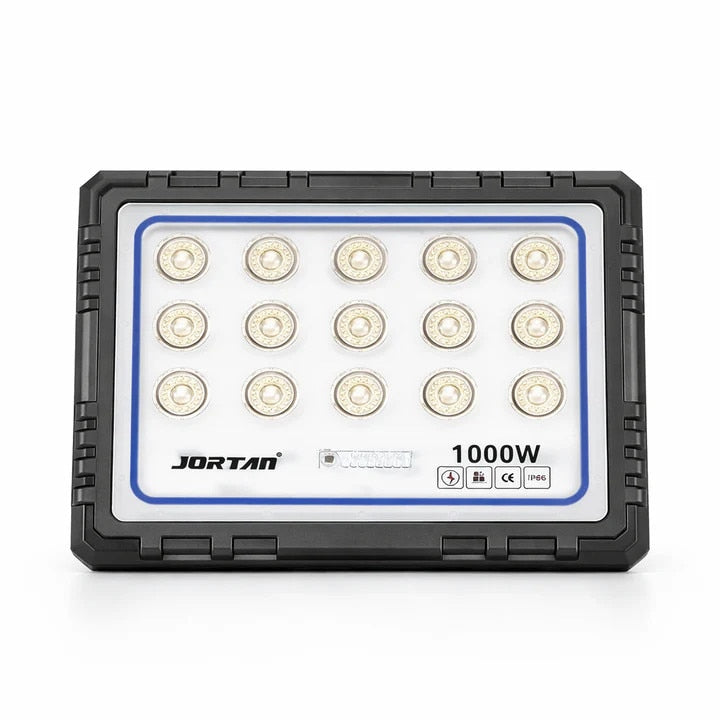 Proiector Solar LED JORTAN 1000W Exterior, 15 LED-uri SMD, Lumina Alb Rece Puternica, IP66 Rezistent la Apa si Praf, Panou Solar Separat, Telecomanda, Autonomie Mare, Iluminare Curte, Gradina, Parcare, Drumuri, Spatii Comerciale