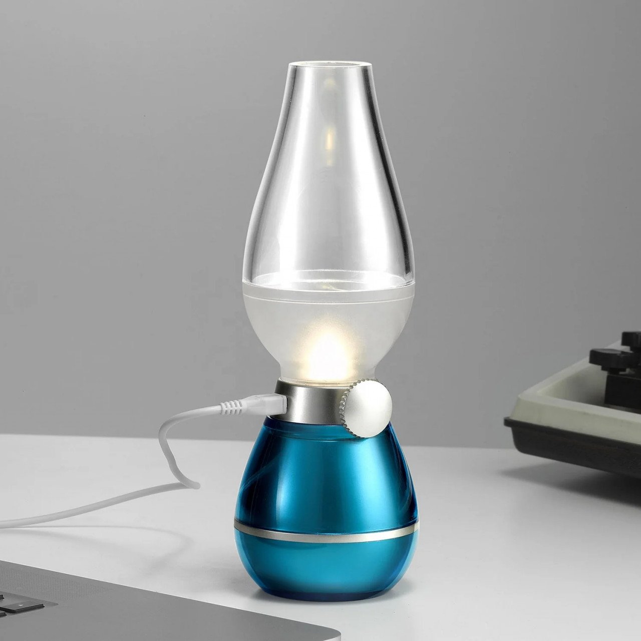 Felinar LED Retro cu Functie de Stingere prin Suflare