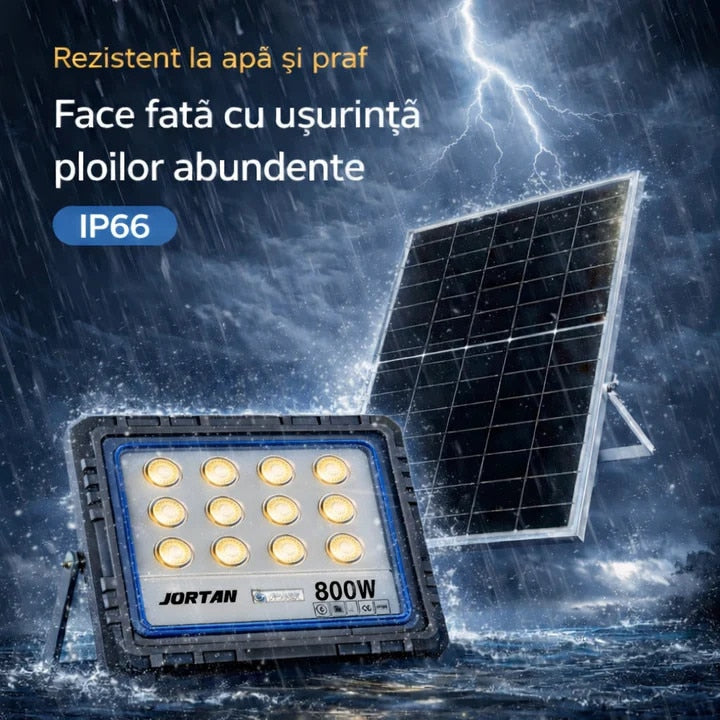 Proiector Solar LED JORTAN 800W Exterior, 12 LED-uri SMD, Lumina Alb Rece Puternica, IP66 Rezistent la Apa si Praf, Panou Solar Separat, Telecomanda, Autonomie Mare, Iluminare Curte, Gradina, Parcare, Drumuri, Spatii Comerciale