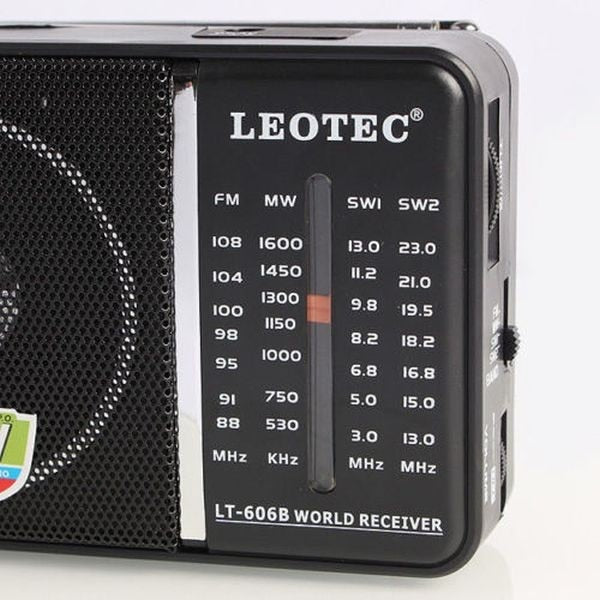Radio portabil FM/MW/SW1/SW2, 15W, difuzor 4 Ohmi, control volum, Leotec