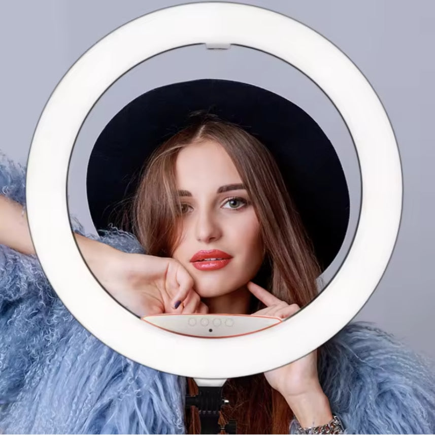 Cerc Luminos Ring Light LED 45cm/18inch, 3 moduri de lumina, 10 trepte reglaj, 3 suporti telefon, telecomanda selfie, trepied 210cm inclus